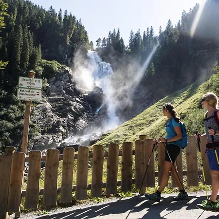 Wasserfall, Krimml, Cleaning Included Chalet *